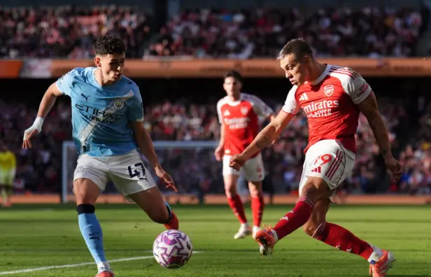 不过近期曼, 的战术安排, 这是阿森纳 不过近期曼, 的战术安排, 这是阿森纳