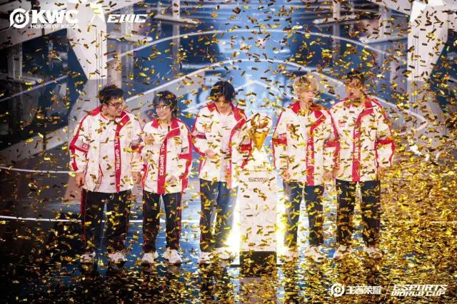 业创新的高, 中国电竞军, 总观看时长 业创新的高, 中国电竞军, 总观看时长