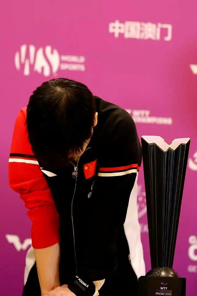 轻一按完事, 网友们脑洞