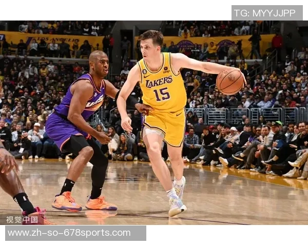 状元万能大战布克26+9,克莱6记三分带不动拉塞尔,太阳力克独行侠